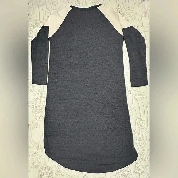 The Great Size 0 XS Henley Raglan Sleeves T-Shirt Dress Gray Cream - Picture 4 of 8